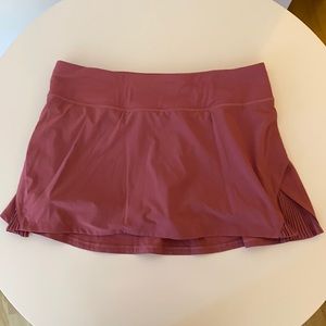 Lululemon Play Off the Pleats skirt